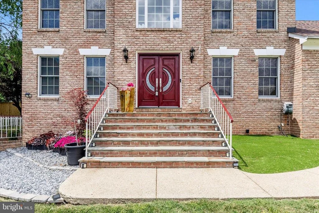 Photo of 6104 EDMONT DRIVE