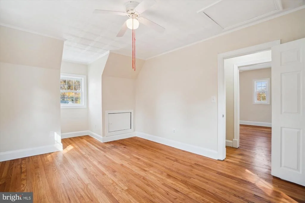 Photo of 9121 LANHAM SEVERN ROAD