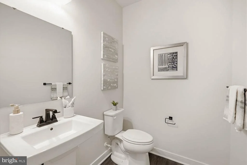 Photo of 10907 GREEN LEAF RUN