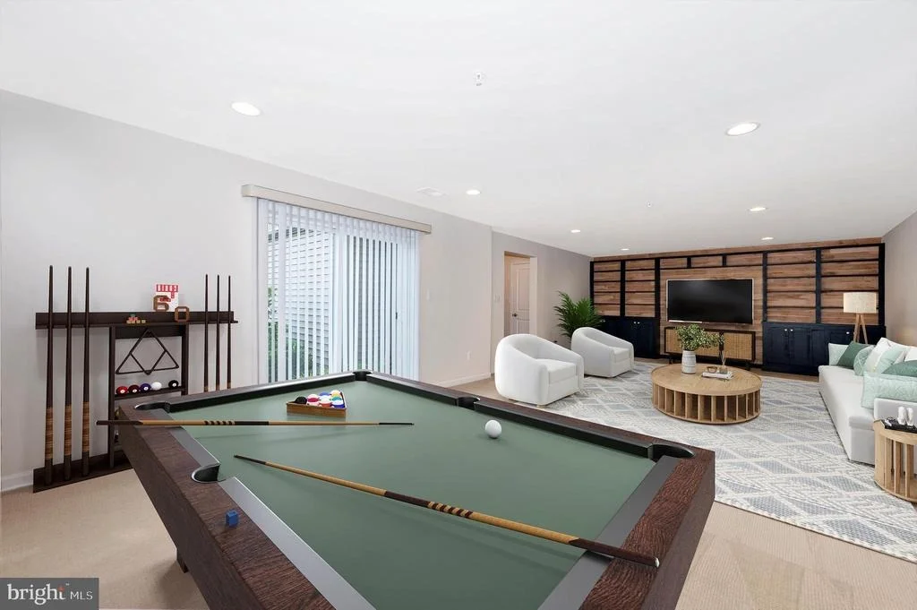 Photo of 8420 CLIFFVIEW LANE