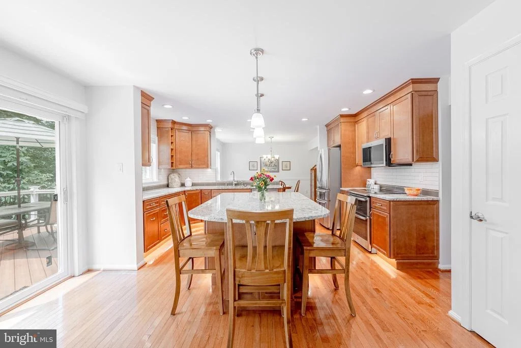 Photo of 10922 SHADOW LANE