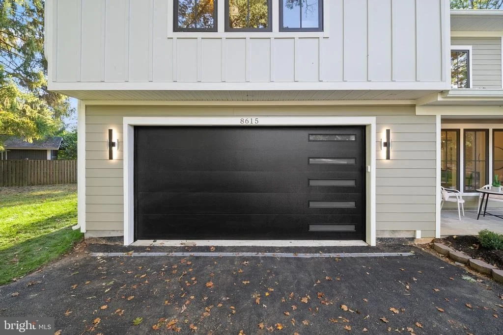 Photo of 8615 ACORN CIRCLE