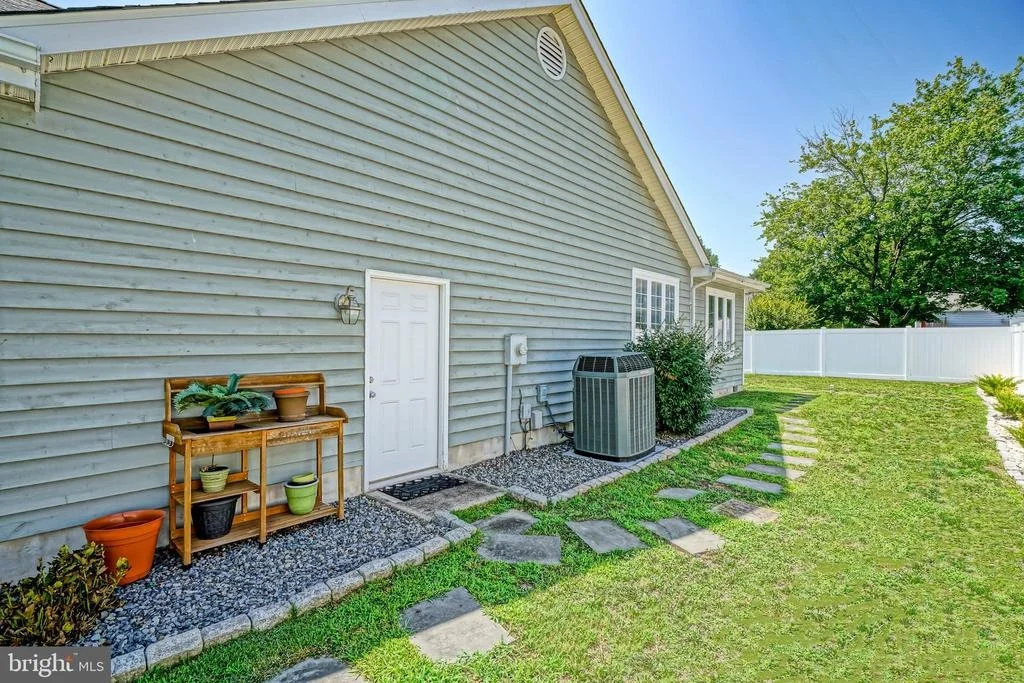 Photo of 30860 EDGEWATER DRIVE
