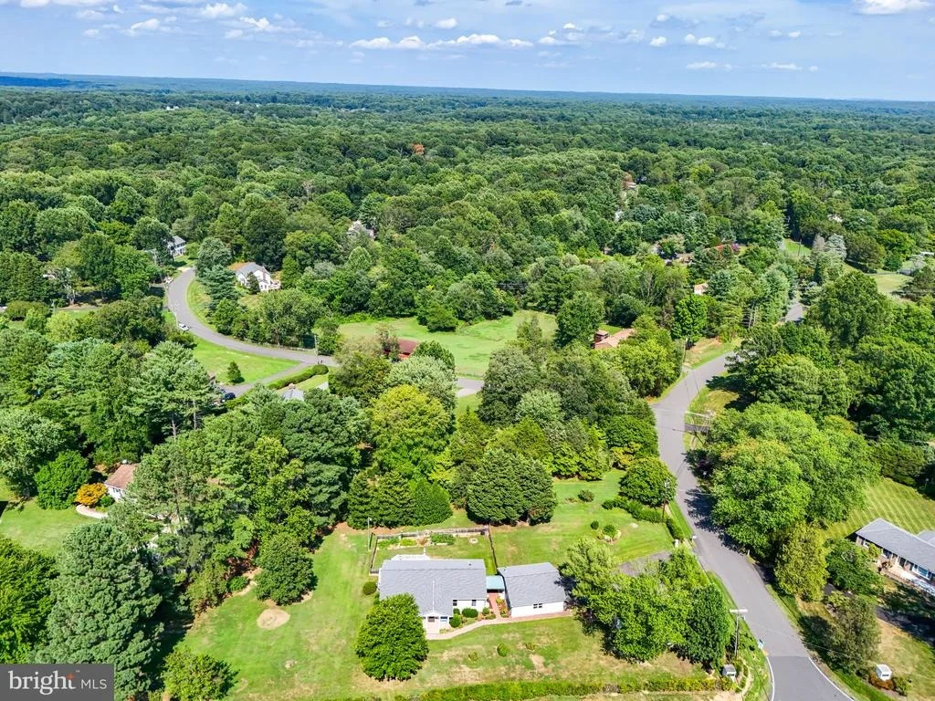 Photo of 8132 HILLCREST DRIVE