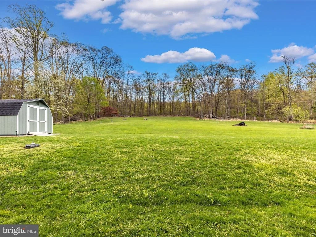 Photo of 11505 PLEASANT VALLEY ROAD