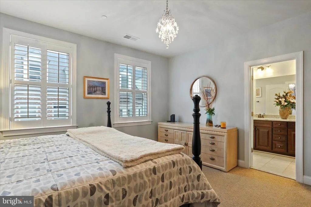 Photo of 20 MAXWELL SQUARE
