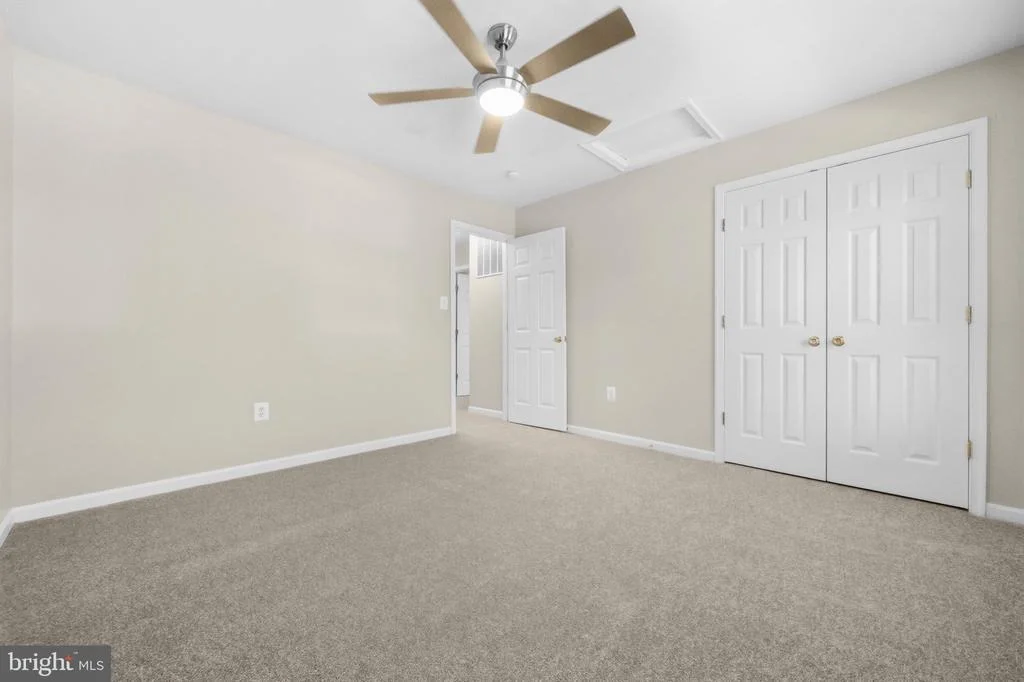 Photo of 5959 LYCEUM LANE