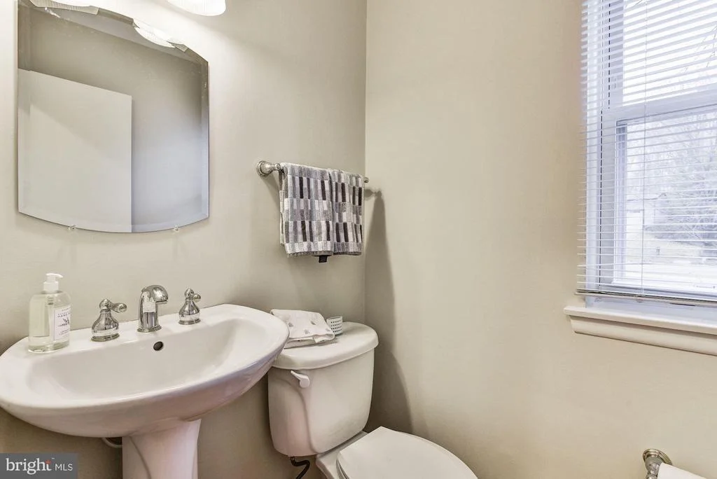 Photo of 104 STONEGATE DRIVE