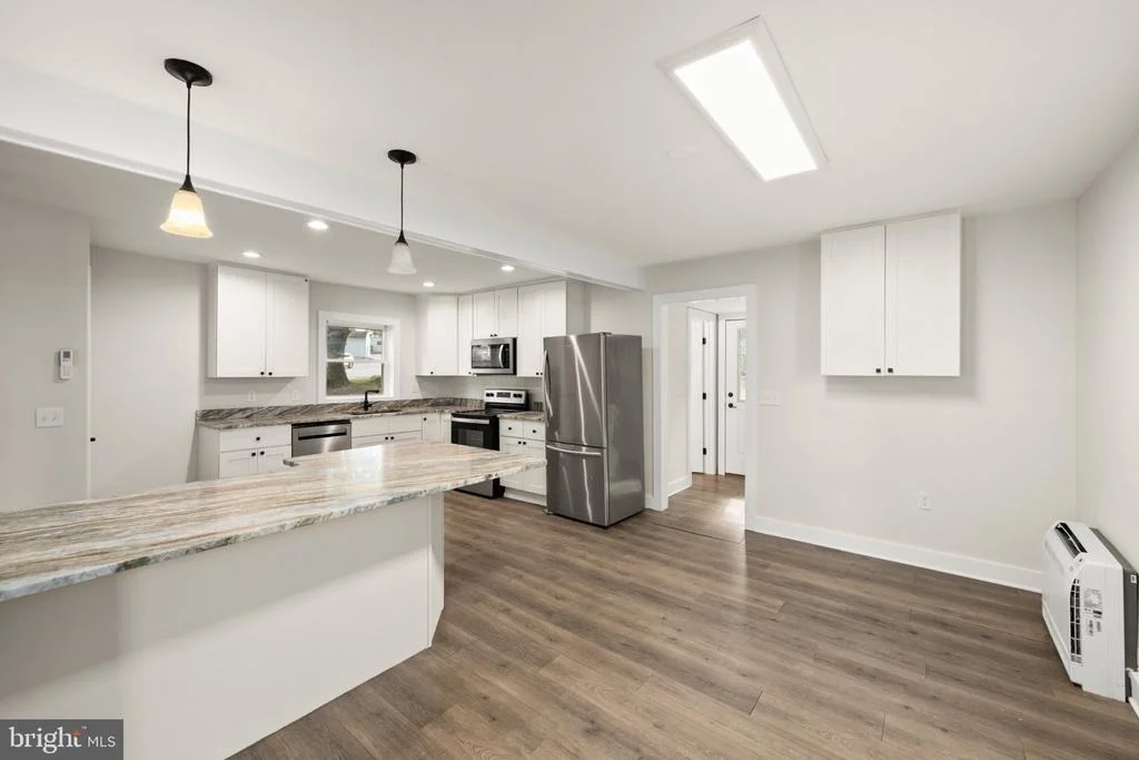 Photo of 524 E 4TH STREET