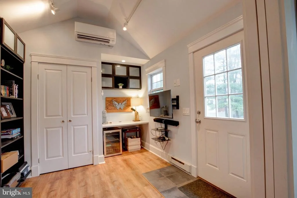 Photo of 3804 MODE STREET