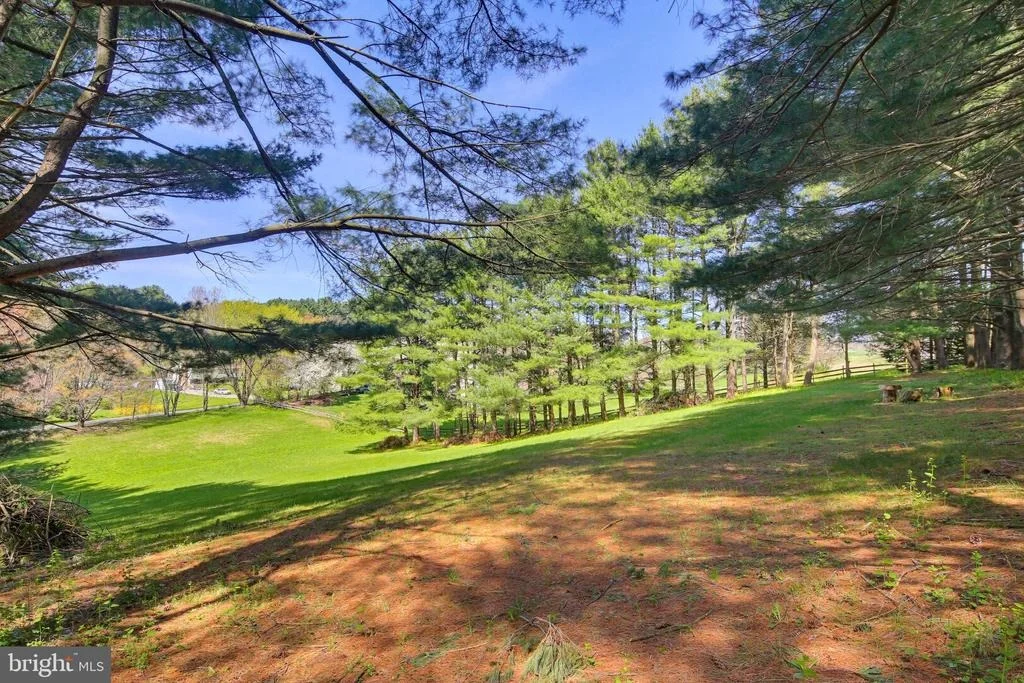 Photo of 2701 GARRETT ROAD