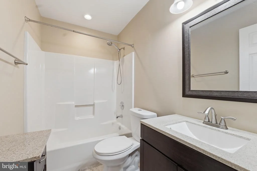 Photo of 10 MADISON COURT