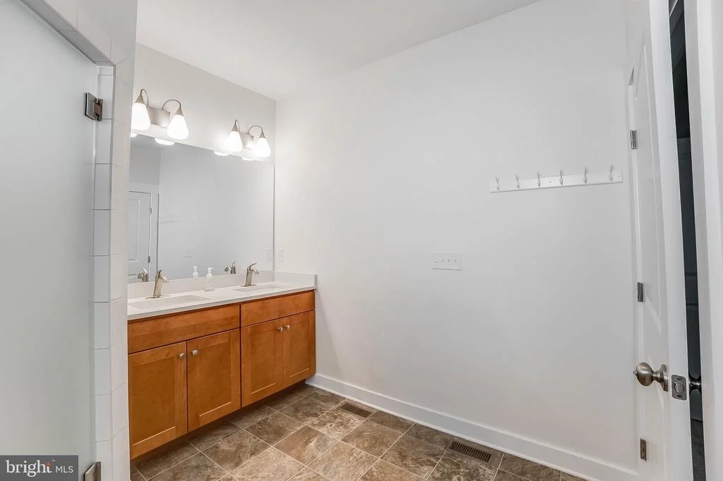 Photo of 16454 FOUR LEAF DRIVE