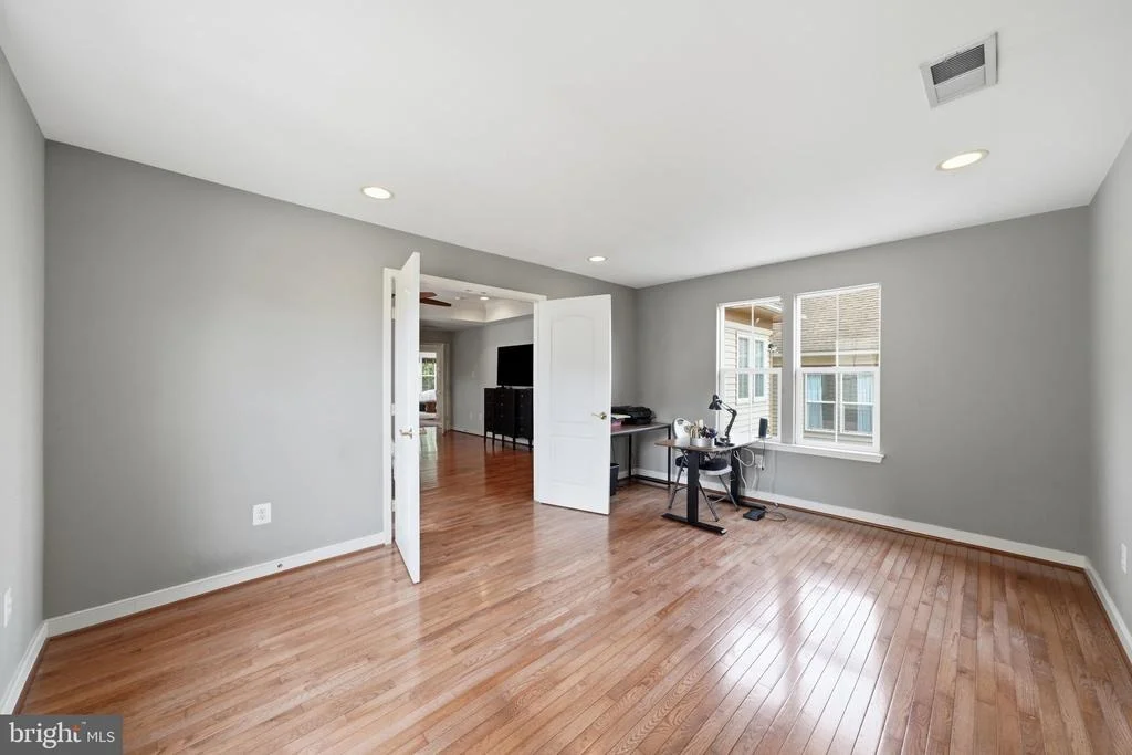 Photo of 3832 BRAVEHEART DRIVE