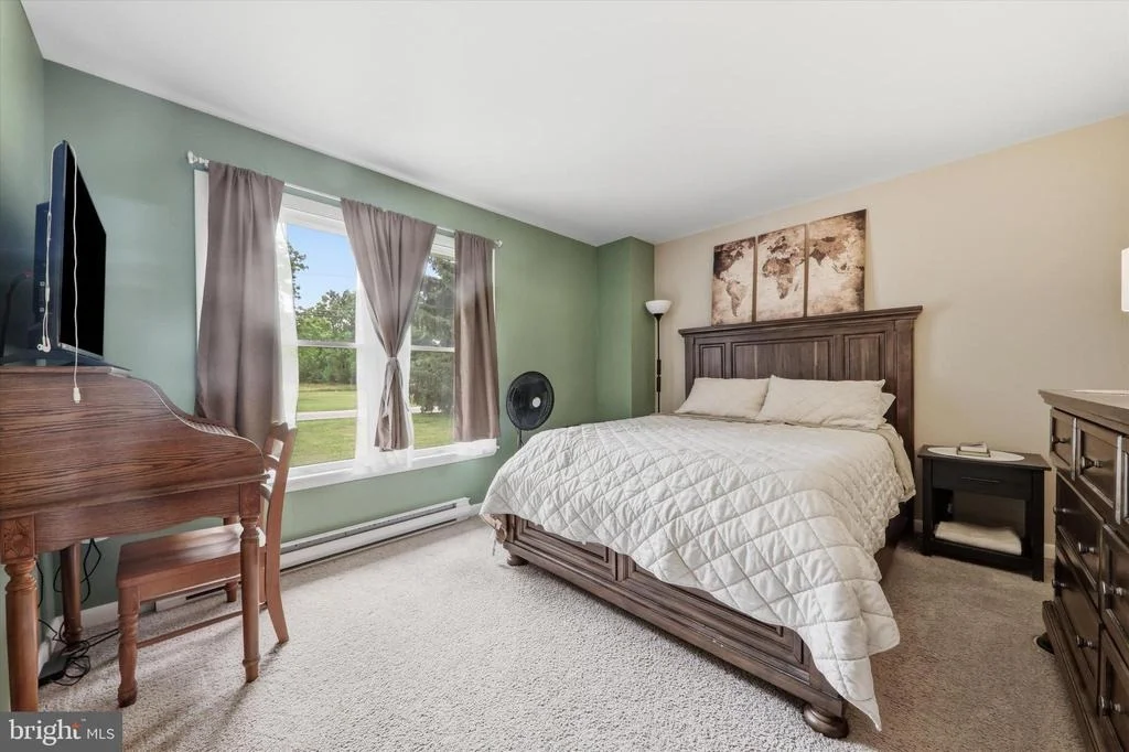 Photo of 115 JACKS MOUNTAIN ROAD