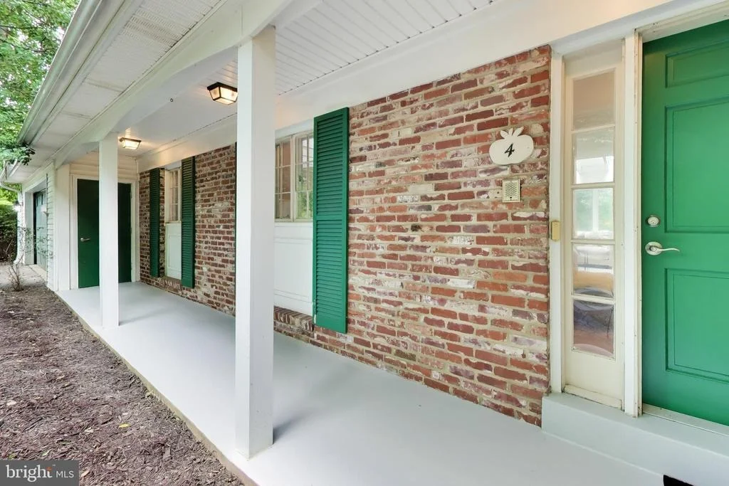 Photo of 4 ORCHARD WAY N