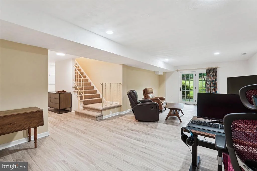 Photo of 7621 BURFORD DRIVE