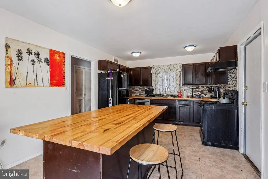 Photo of 32 MILLBROOK DRIVE