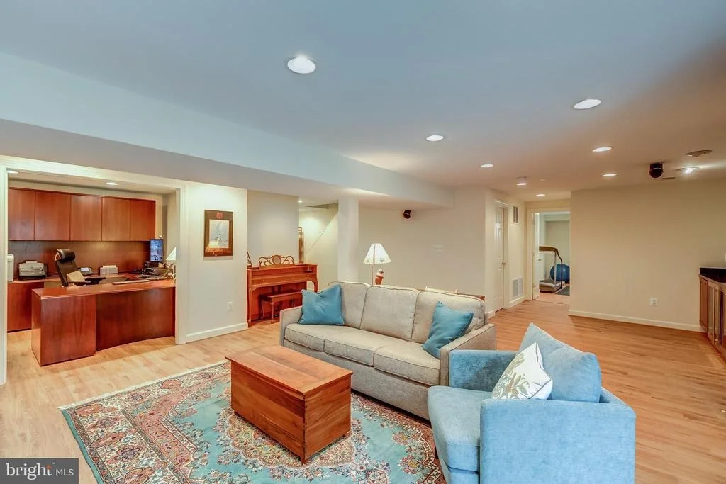 Photo of 1833 FOXSTONE DRIVE