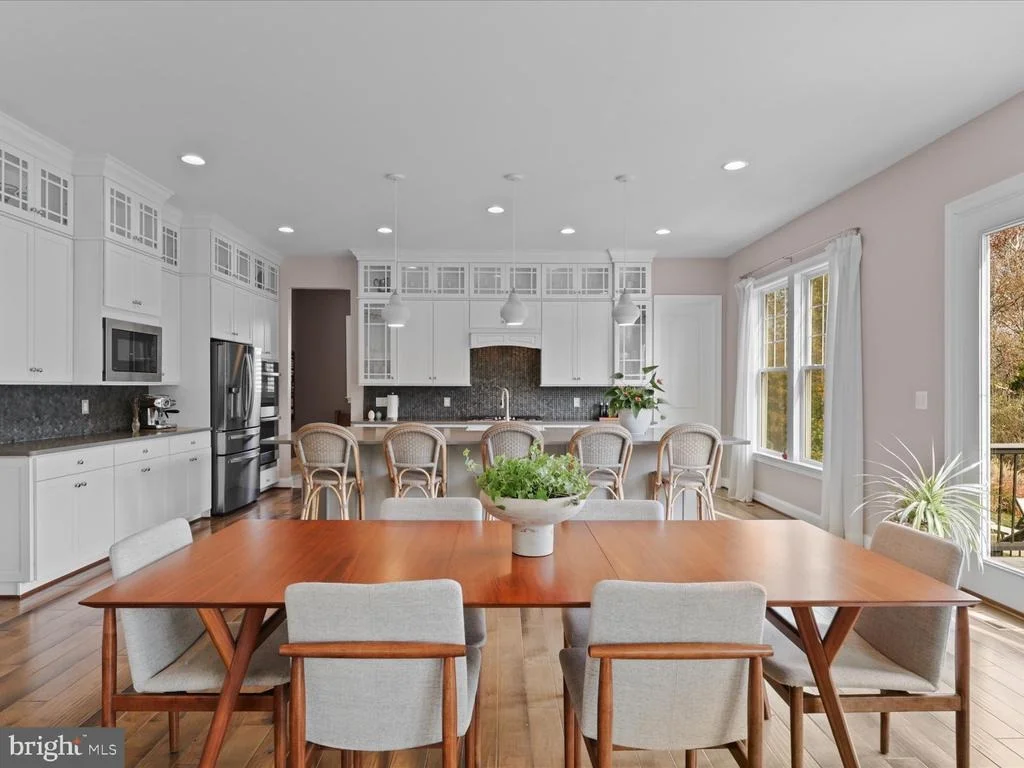 Photo of 25970 LIQUIDAMBAR LANE