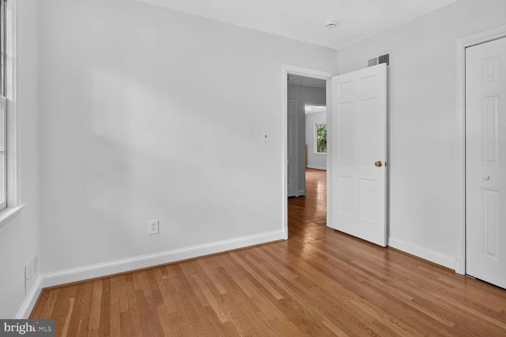 Photo of 4605 RENO ROAD NW