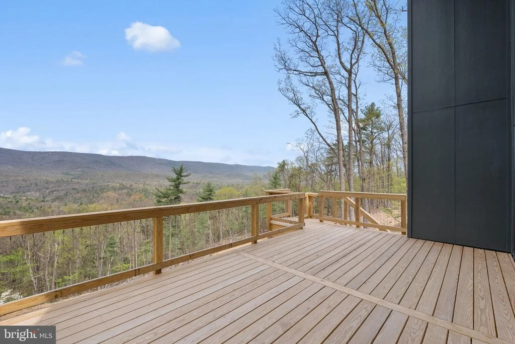 Photo of 4075 SUPINLICK RIDGE RD