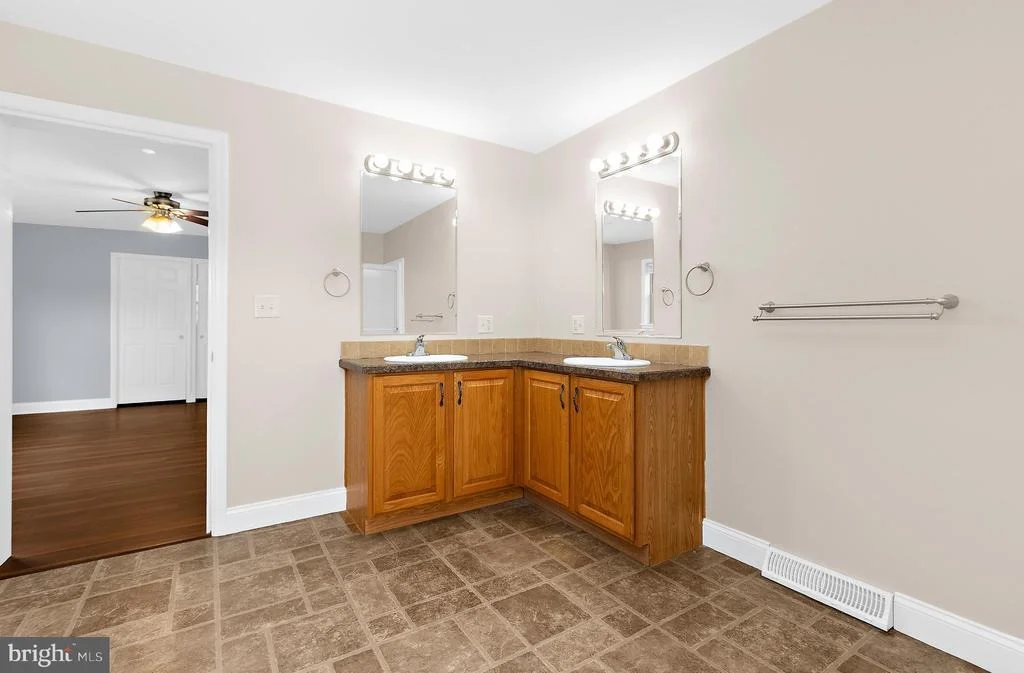 Photo of 7214 DOGWOOD ROAD