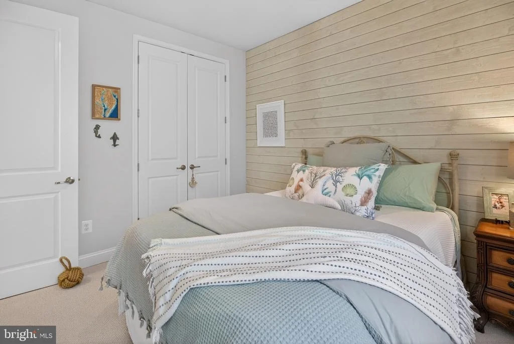 Photo of 18117 WEAVERS MILL LANE