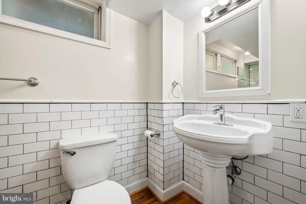 Photo of 406 LEIGHTON AVENUE