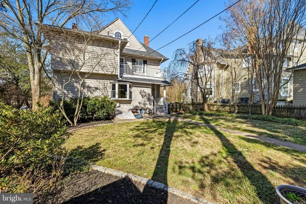 Photo of 225 HAWTHORNE ROAD