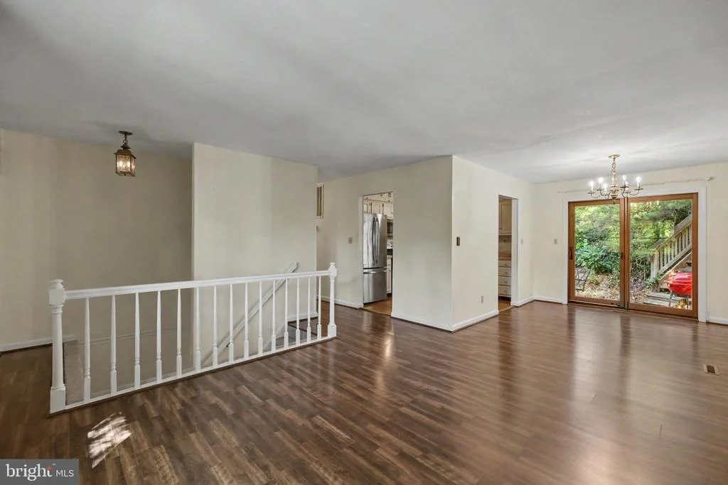 Photo of 7 SENECA TERRACE