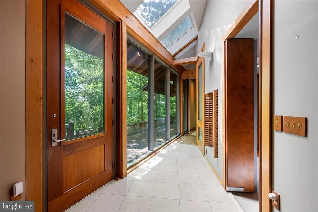 Photo of 7575 POTOMAC FALL ROAD