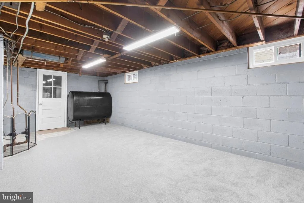 Photo of 8421 SPRING ROAD