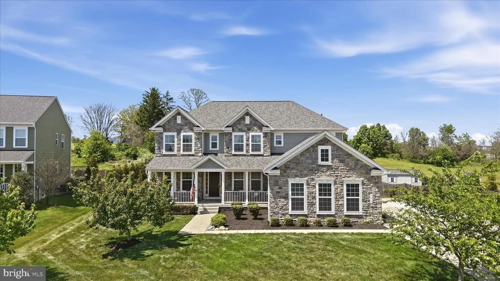 Photo of 725 MCGUIRE CIRCLE
