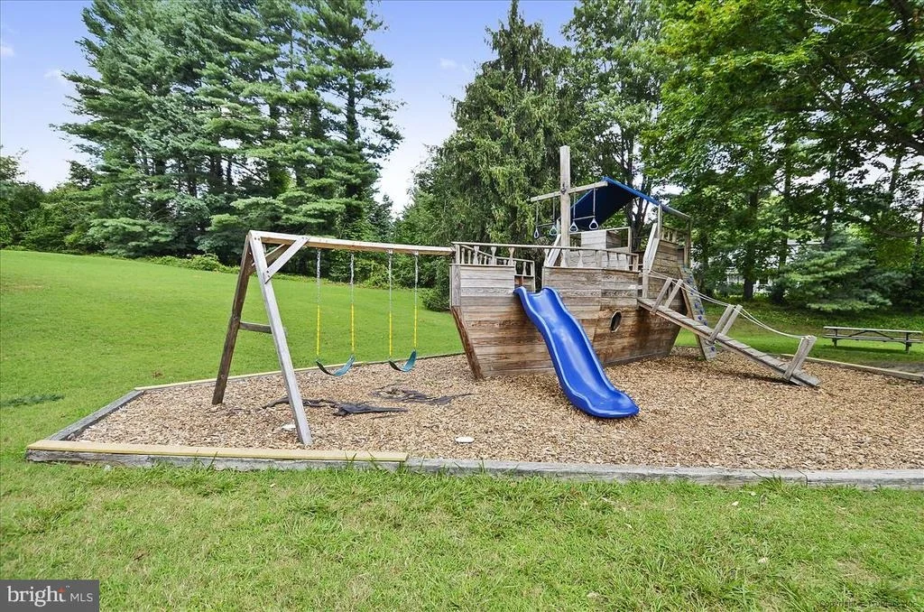 Photo of 3005 BIRCHTREE LANE