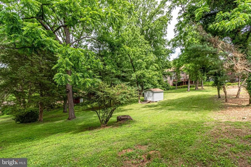 Photo of 1343 SCOTTS RUN ROAD