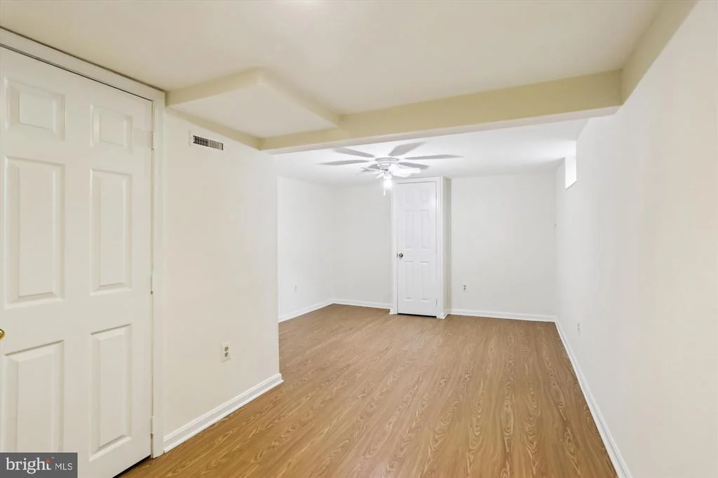 Photo of 12317 MIDDLE ROAD