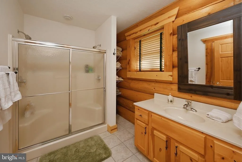 Photo of 42 RED OAK WAY