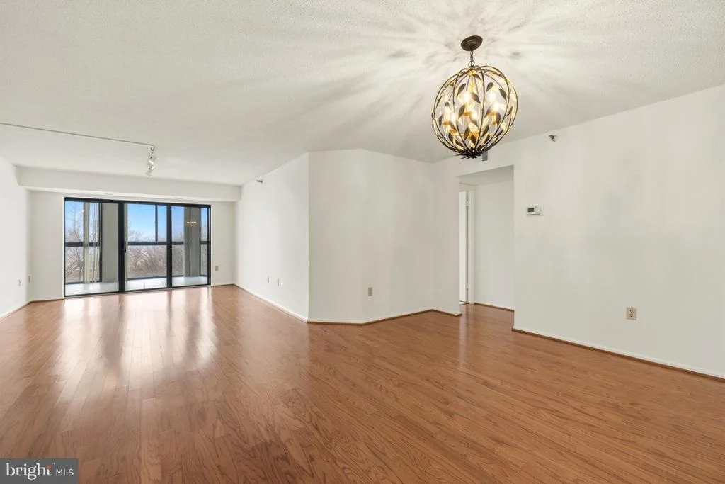 Photo of Unit 2801 at 15107 INTERLACHEN DRIVE