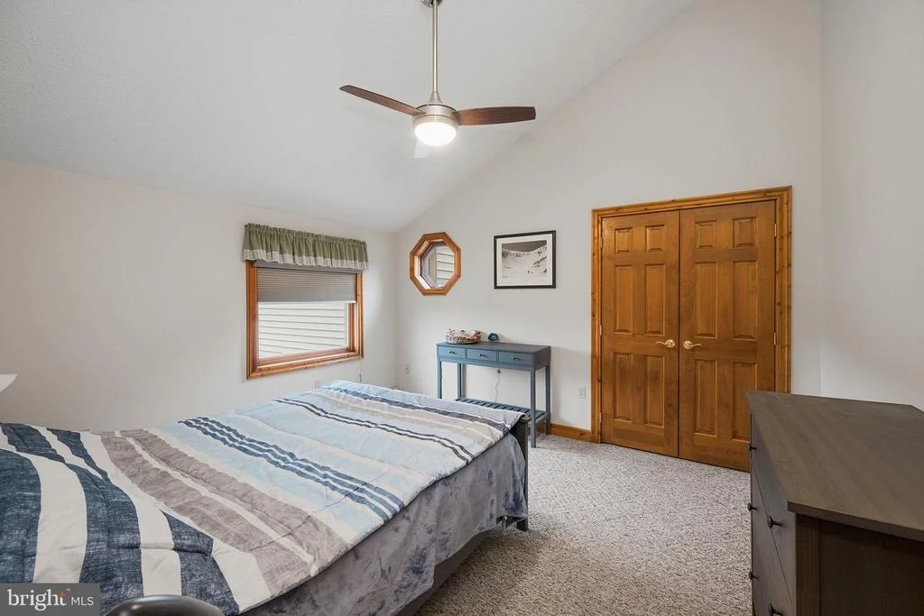 Photo of 607 PIN OAK CIRCLE