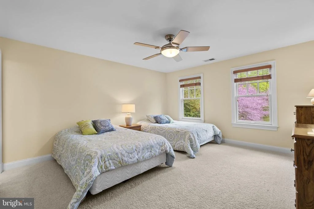 Photo of 370 EAGLE HILL ROAD