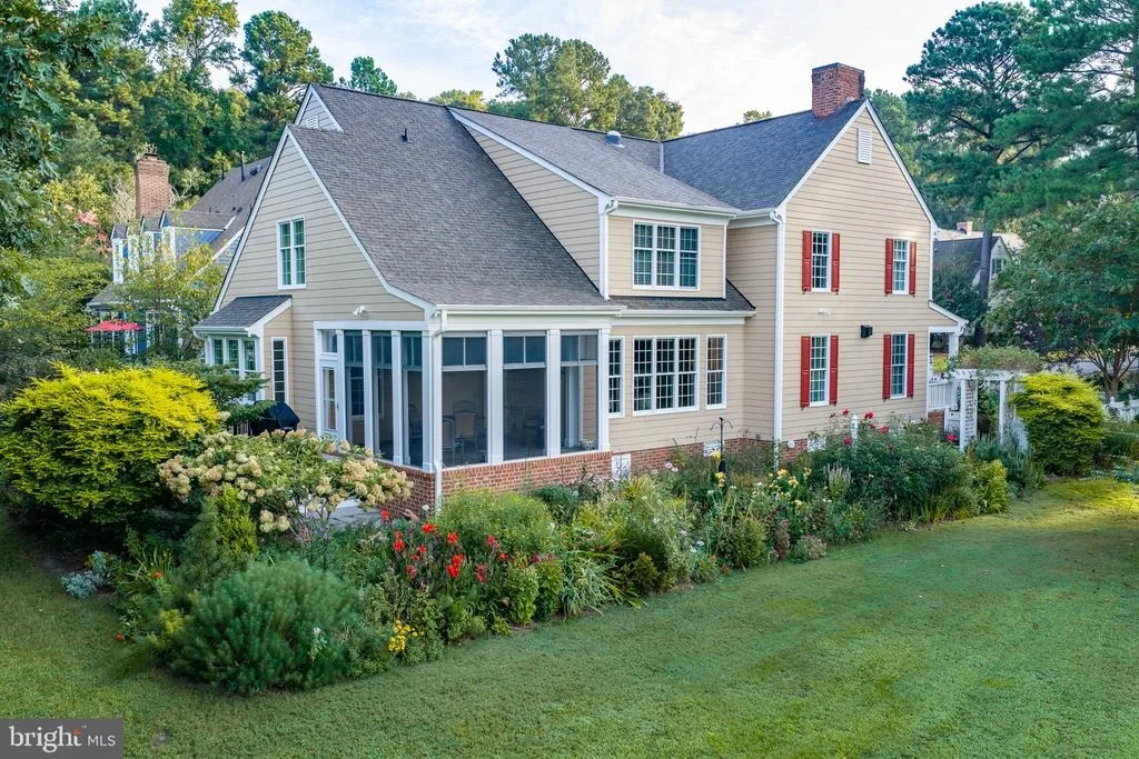 Photo of 145 HOLLINWELL