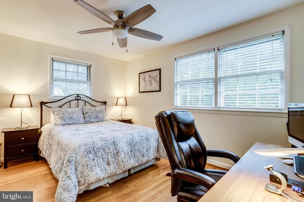 Photo of 3927 FOREST GROVE DRIVE