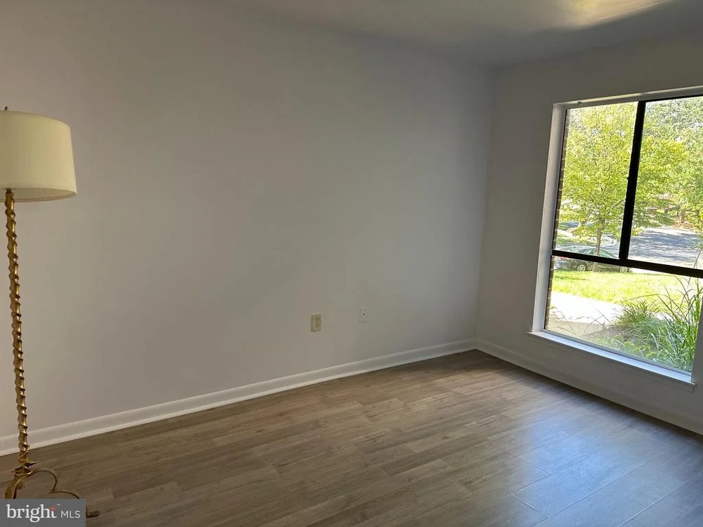 Photo of Unit 101 at 17821 BUEHLER ROAD
