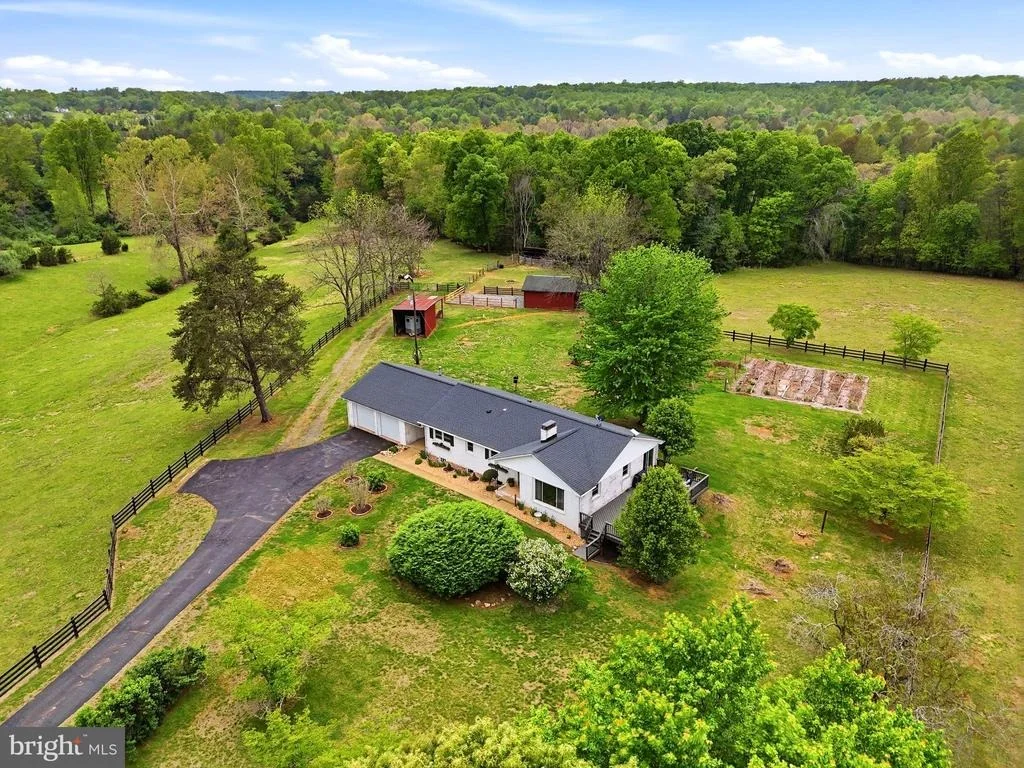 Photo of 481 JAMES CITY ROAD