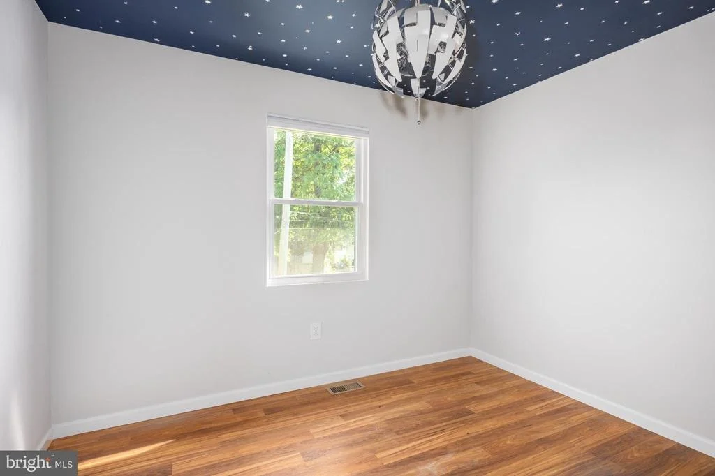 Photo of 8545 JENKINS ROAD