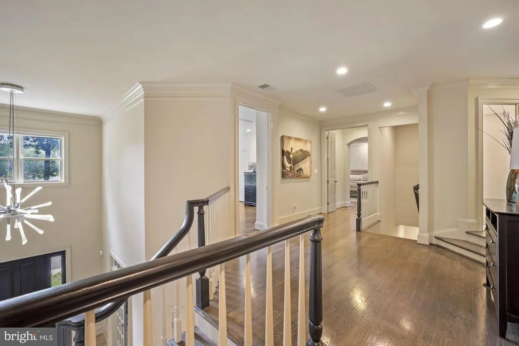 Photo of 1332 WINDY HILL