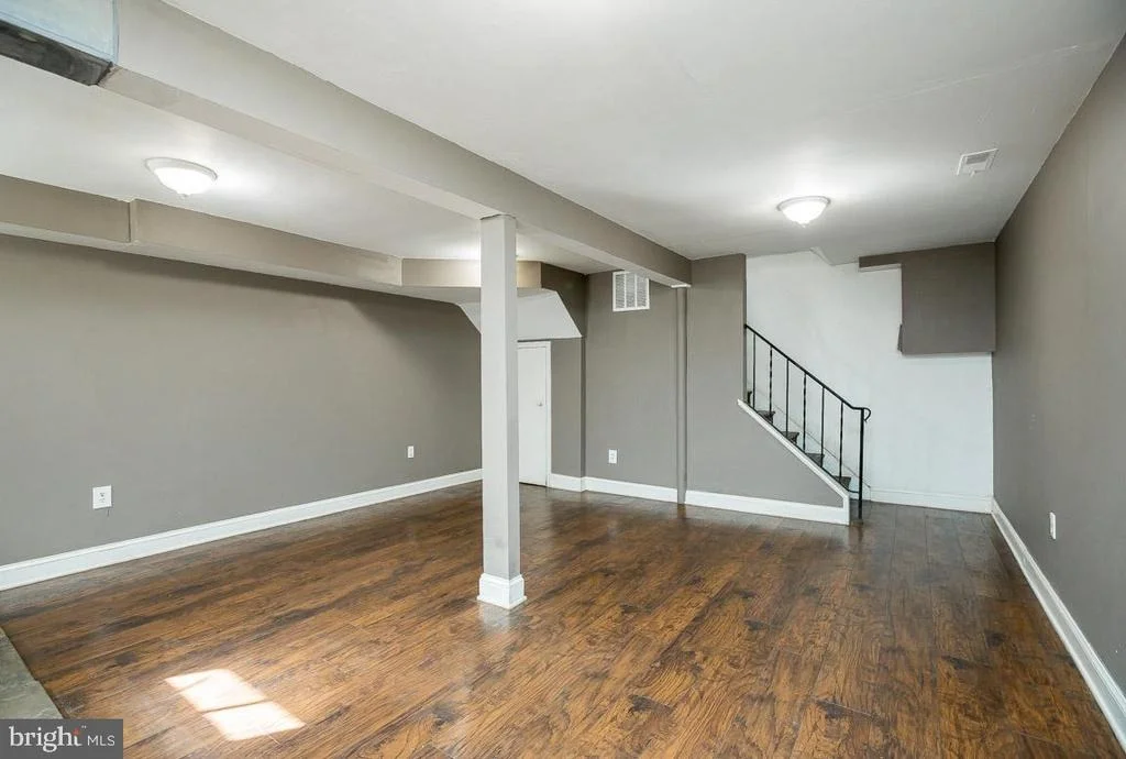 Photo of 5431 HINES ROAD