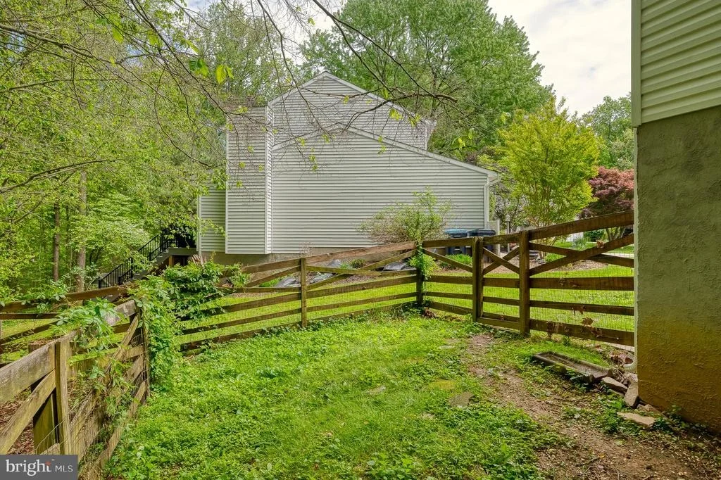 Photo of 414 ABBEY CIRCLE