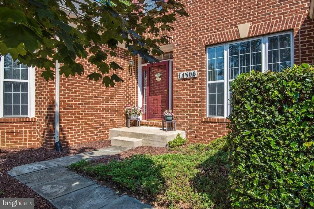 Photo of 14306 ROYAL FOREST LANE